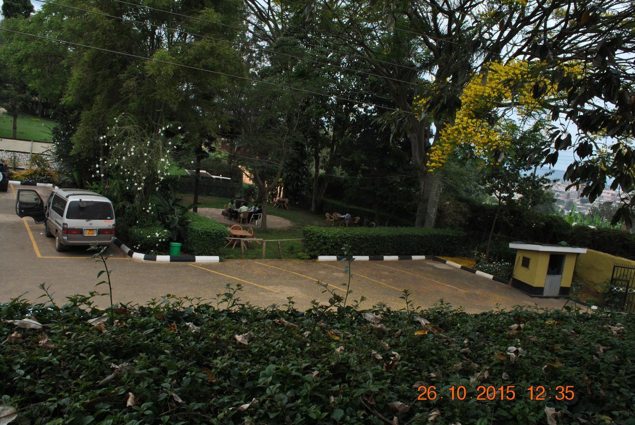 Little Woods Inn Mbarara Exterior photo